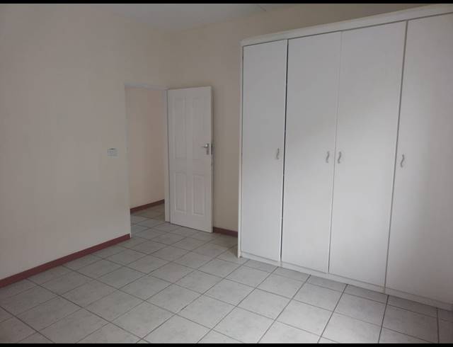 2 BEDROOM APARTMENT FOR SALE IN COMET